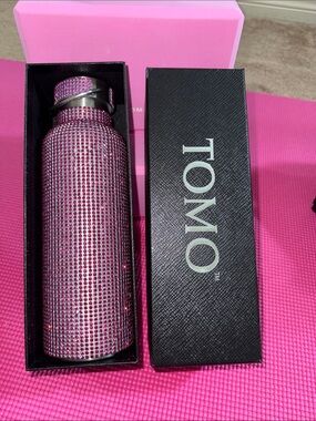 TOMO Pink Crystal Studded Water Bottle